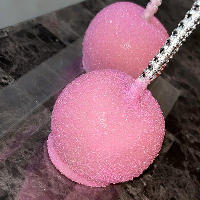Extravagant Apples