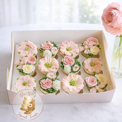 Classic Floral Cupcakes