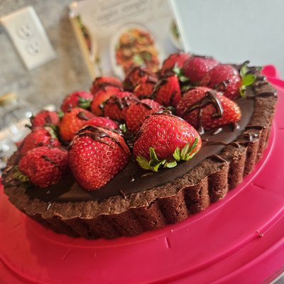 Dark Chocolate Strawberry Tart