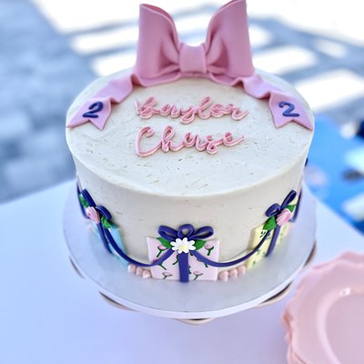 10” Custom Cake