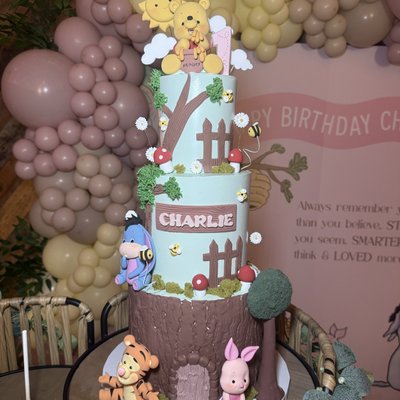 Tiered Cake 60serv.