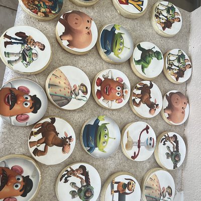 Buttercream/Edible Image Frosted Sugar Cookies