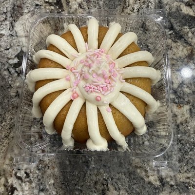 6" Vanilla Bundt Cake
