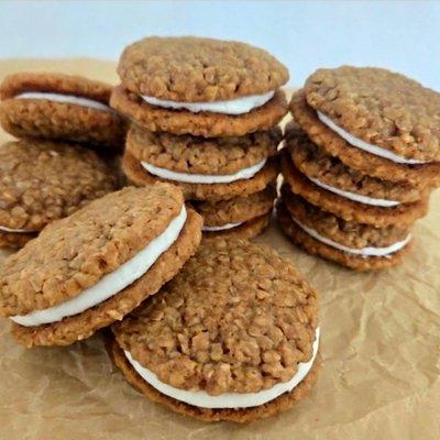 Oatmeal Cream Pie Cookies (1dozen)