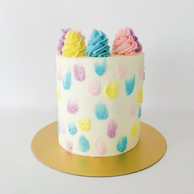 Frosting Swirl Cake 