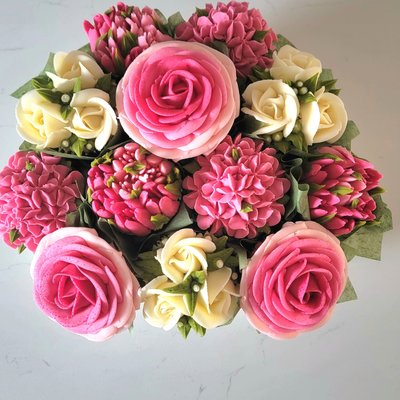 12 Piece Floral Bouquet
