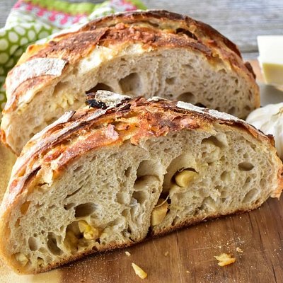 Sourdough Roasted Garlic Rosemary & Parmesan Artisan Loaf 