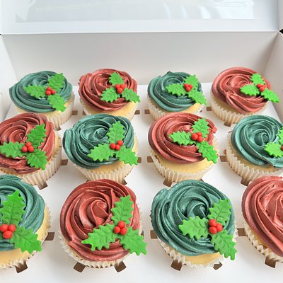 Christmas Holly Cupcakes .