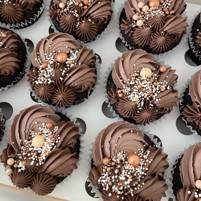 The Elegant Dozen 