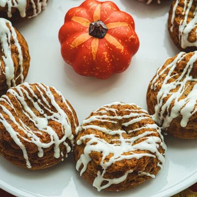 Mini Pumpkin Bundt Cake 5/$25