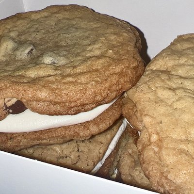 Classic Chocolate Chip Sandwich Cookie