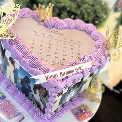 8” Heart Cake W/images ADD BURN 🔥 EFFECT 