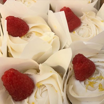 Lemon cupcakes 
