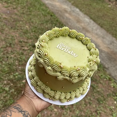 6 Inch Cakes 