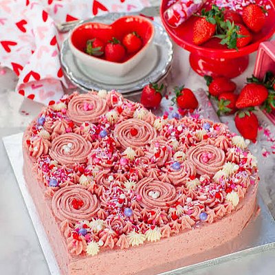 Heart Cake (Large) 
