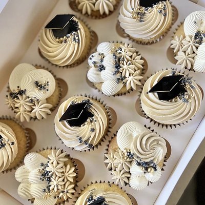 Graduation Cupcakes 