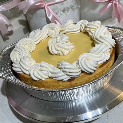 Mango 🥭 Cheesecake - Large 9”