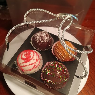Everybody's Favorite HOT COCOA BOMBS