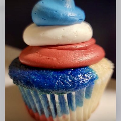 Red, White, & Blue Cupcakes