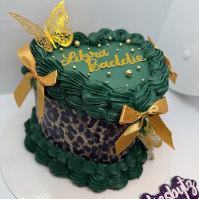 6” Heart Cake