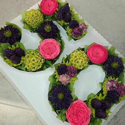 Floral Number/Letter Cupcakes