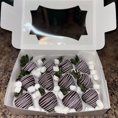 Simple Custom Chocolate Treat Party Packages
