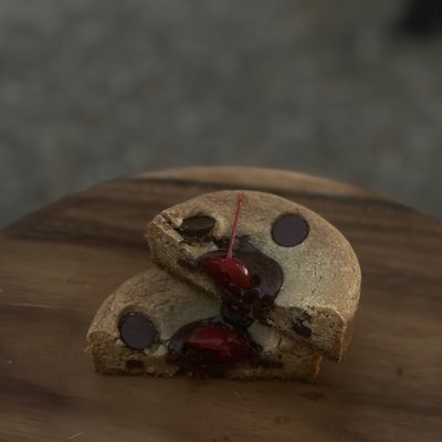 Dark Chocolate Amaretto Cherry