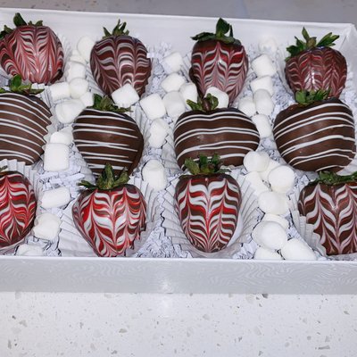 Chocolate Covered Strawberries 1/2 Dz Basic 