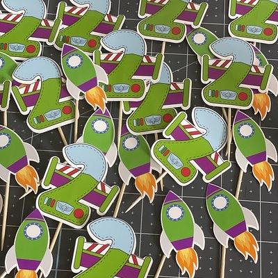 Flattened Cupcake Toppers (dozen)