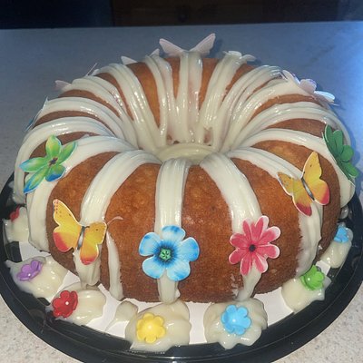Pineapple Coconut Pound Cake With Coconut Cream Cheese Frosting 