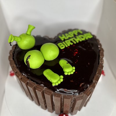 Custom Cakes