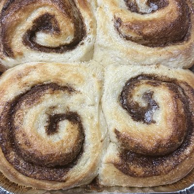 Cinnamon Rolls By Dozen 