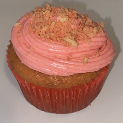 Strawberry 🍓 Cupcakes 