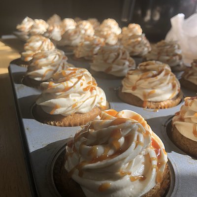 Salted Caramel Pumpkin Cupcakes 