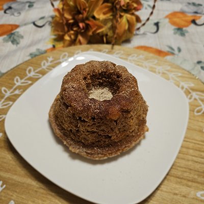 Apple Or Peach Cinnamon Sugar Mini Cakes