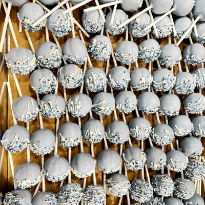 Cake Pops (Dozen)