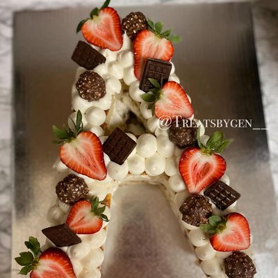 Letter Cake (2 Layers)