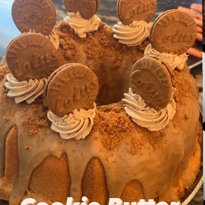 Cookie Butter Pound Cake