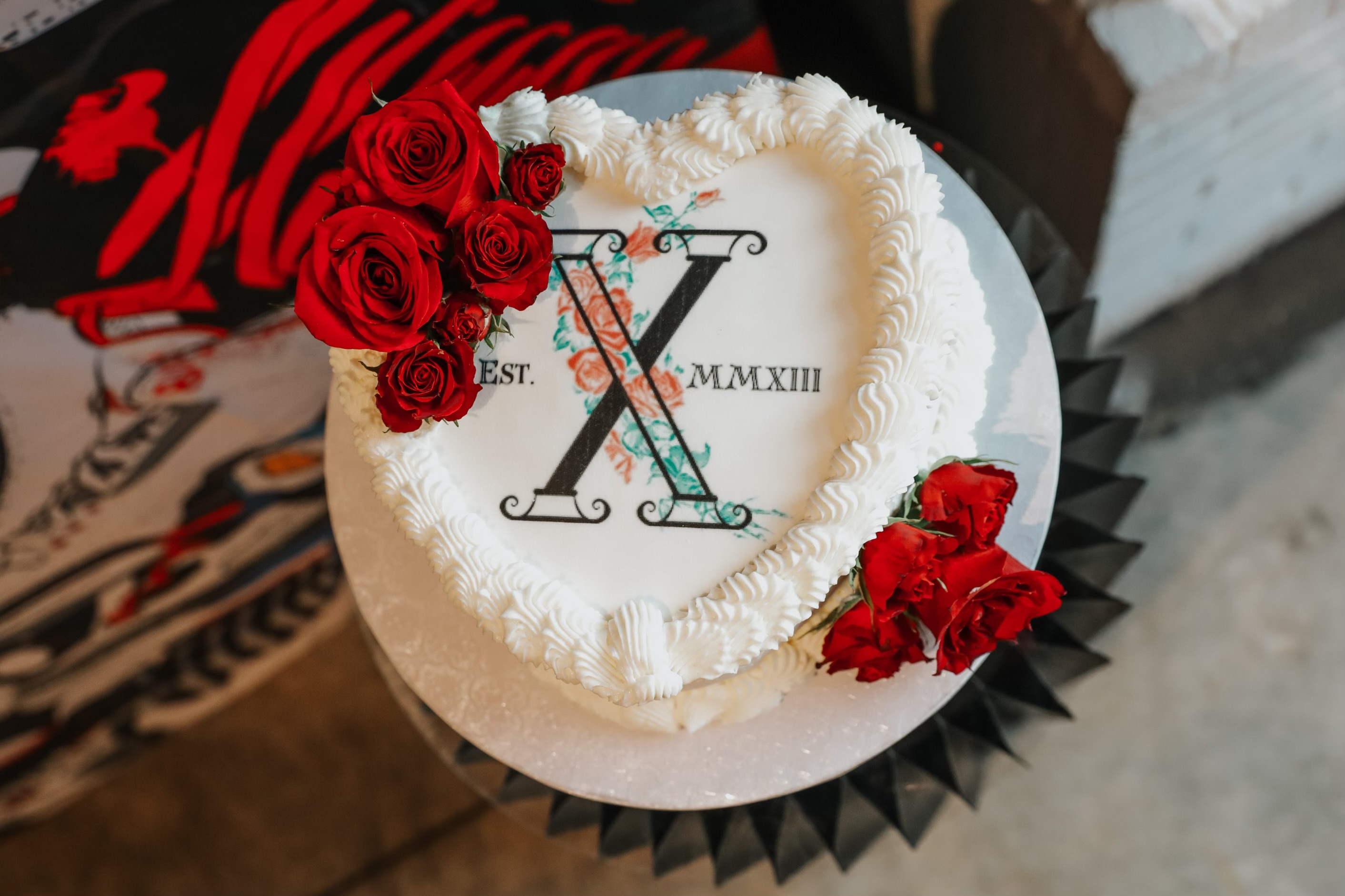 8inch 2 Layer Heart Cake 