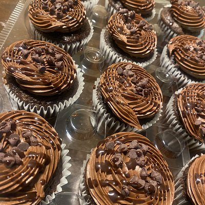 Chocolate Chip Cupcakes 