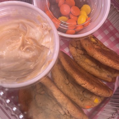Sugar Cookie Cheesecake Tacos