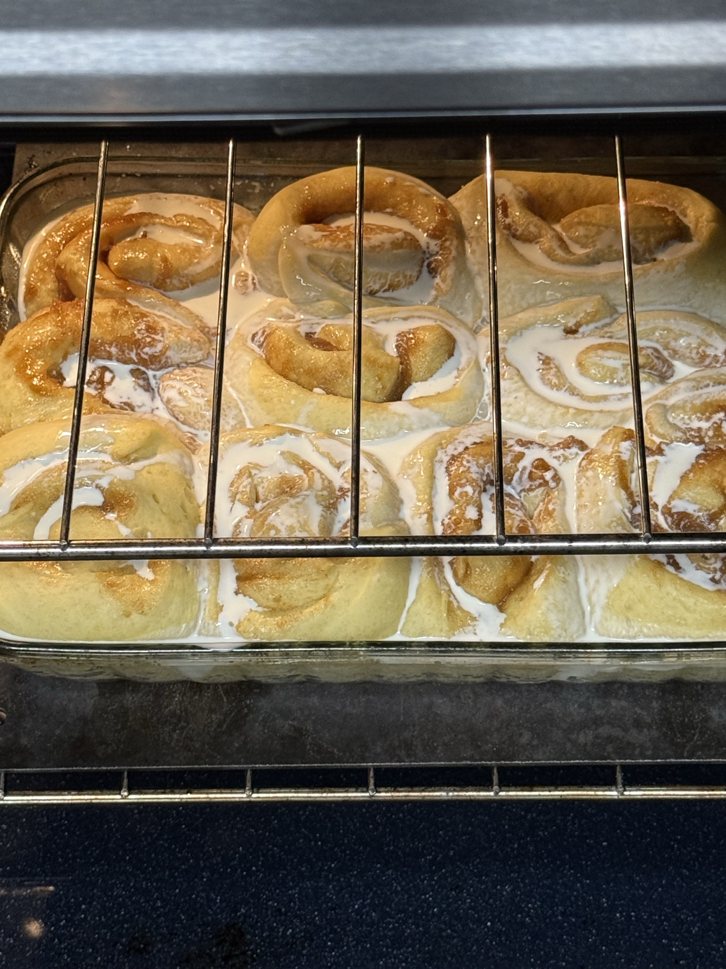 Cinnamon Rolls 