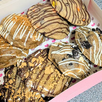 Deluxe Cookies 8-pack