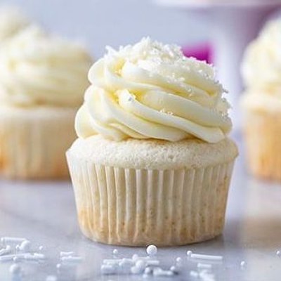 Coconut Flavor Cupcakes 