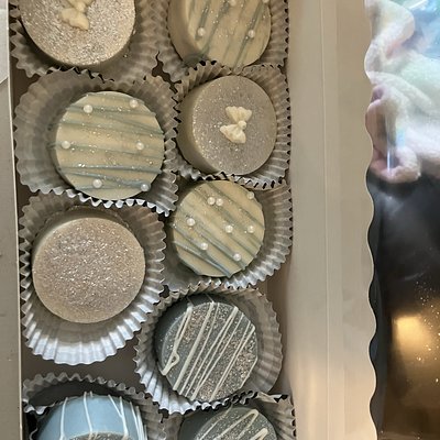 Chocolate Covered Oreos