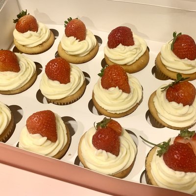 Strawberry Shortcake Cupcakes 🧁🍓
