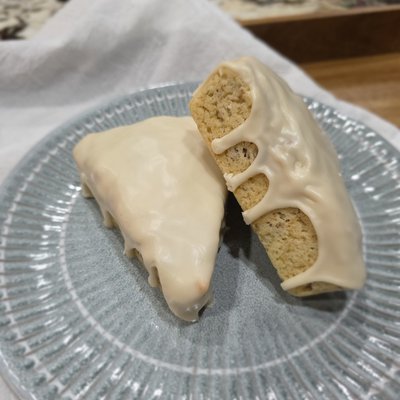 Maple Pecan Sourdough Scones - 2 Count
