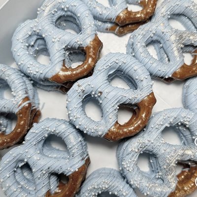 Chocolate Covered Pretzels (12 Count)