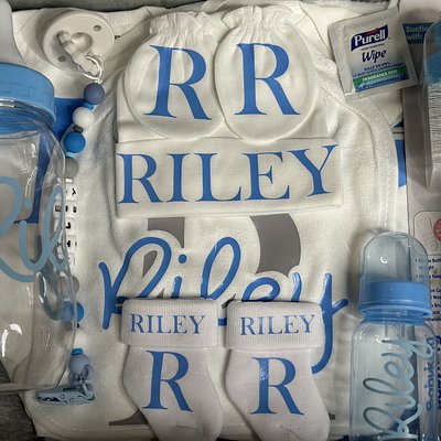 Custom Baby Boxes – Personalized Essentials for Your Little One!