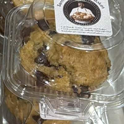 Chocolate Chip Muffin-Single
